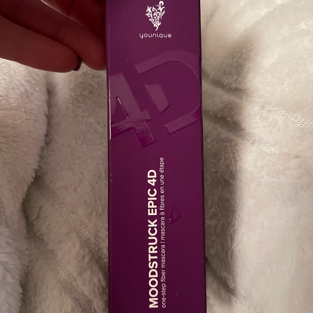 NWT Younique Moodstruck Epic 4D Mascara Back